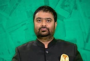Senior journalist Deepak Chaurasia