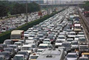 traffic jam in Noida