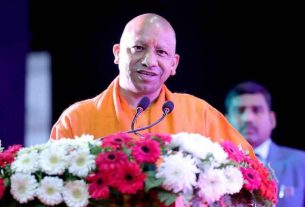 CM Yogi Salary