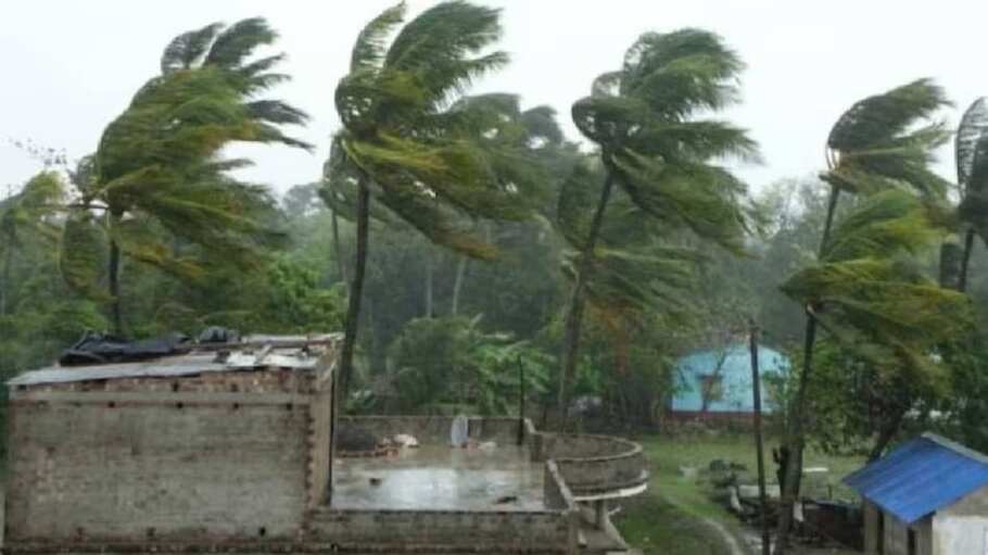 US Hurricane Helen: अमेरिका हेलेन तूफान..60 से ज्यादा लोगों की लील ली जान