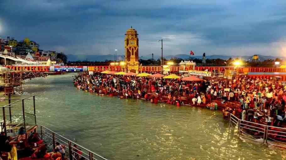 Haridwar: गंगा में डुबकी लगाने हरिद्वार जाने वालों के लिए मायूस कर देने वाली खबर