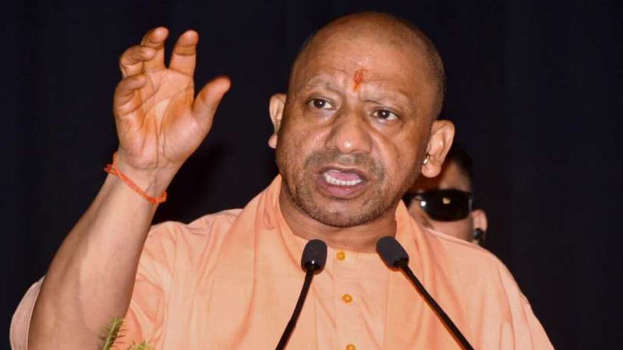 Bahraich Violence: CM Yogi will meet the family of 'Ram Gopal' killed in Bahraich violence, political rhetoric intensifies...