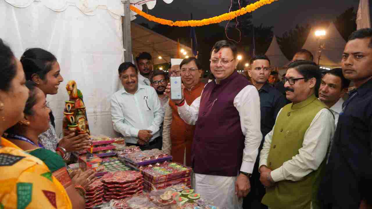 Pushkar Dhami: Target to make 1.5 lakh women Lakhpati Didi! CM Dhami said in Saras Mela