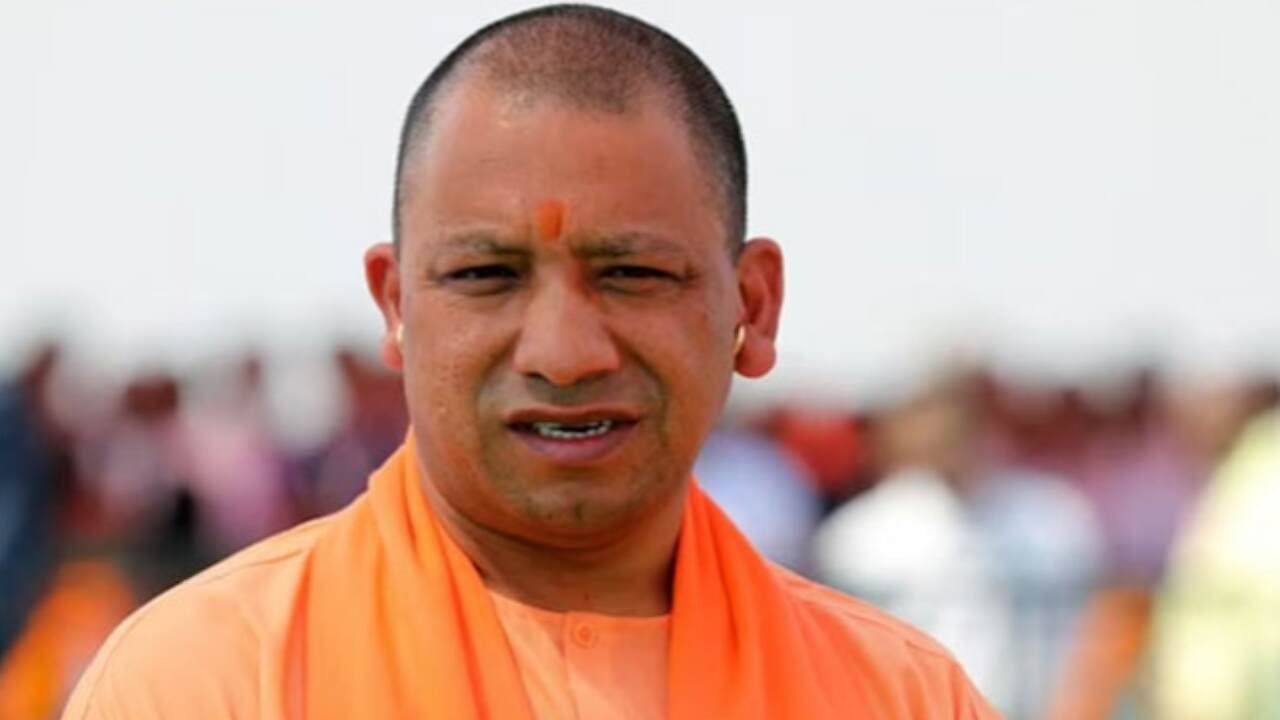 Yogi Adityanath: Yogi government won in 'Ayushman Bharat Digital Mission', UP number one in the country in creating health account.