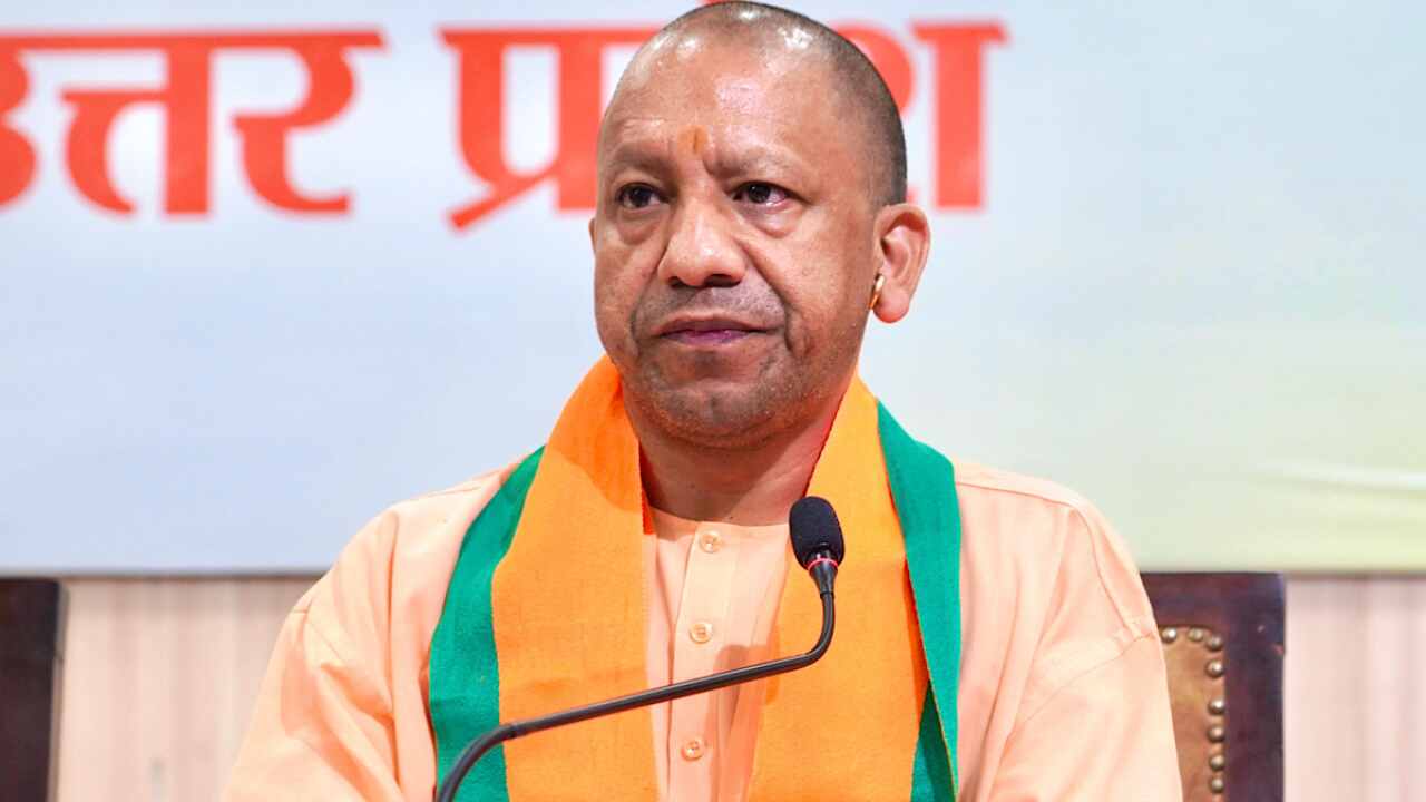 Yogi Adityanath: Poor elders are becoming financially strong, Yogi government fulfilled its promise