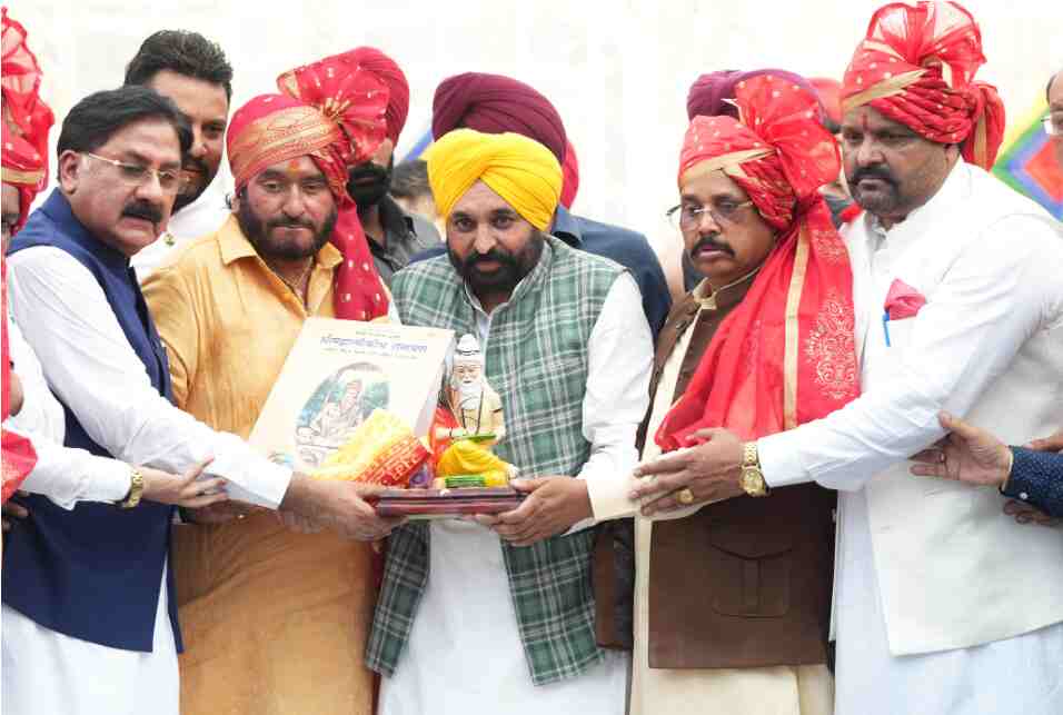 Follow the footsteps of Lord Valmiki ji to build a progressive and prosperous Punjab: Chief Minister's appeal to the people