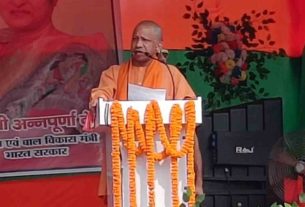 Yogi Adityanath: Stay united and stay noble...this is not the time to divide! Whenever 'we are divided, we are brutally cut'...the history of the country is witness...