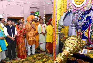 Bhajanlal Sharma: CM Bhajanlal arrived to visit Giriraj Maharaj on Govardhan Puja, gave instructions for the development of Parikrama Marg.