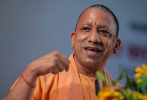 UP News: Forgive me, I made a mistake...will not do it again, begs the person who threatened Yogi