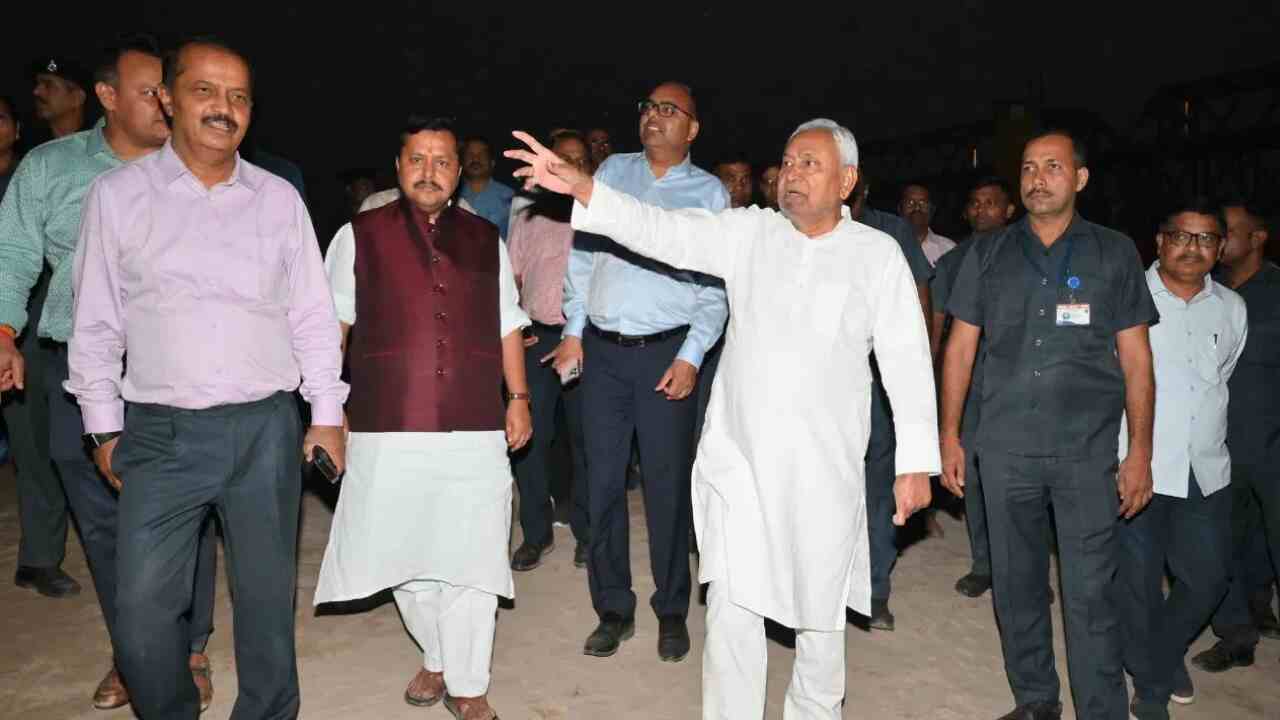 Chhath Puja 2024: CM Nitish inspected the ghats regarding Chhath, gave strict instructions to the officials