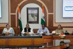 Chief Secretary held a meeting to deal with drought and heat in Bihar