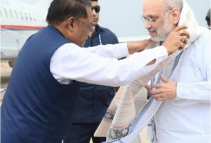 Raipur: Union Home Minister Amit Shah reaches Chhattisgarh, CM Sai welcomes him at the airport