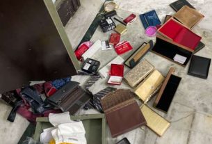 Robbery in greater noida west