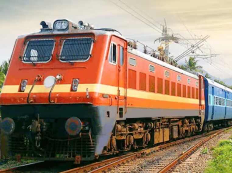 A big gift for Sikh congregations, new train started for devotees