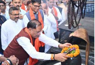 Chief Minister Shri Vishnu Dev Sai reached Shri Shri 108 Shri Satyanarayan Baba Dham Kosmanara