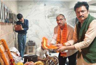 Devotion resonated in Noida Media Club, Sunderkand recitation took place