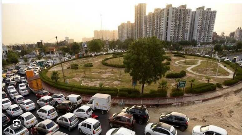 Greater Noida West faces a headache as work on the other end of the Charmurti underpass begins