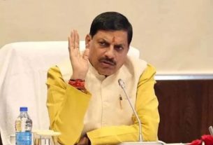 हार्दिक पंड्या एशिया कप 2025 में हैमस्ट्रिंग की चोट के चलते टीम से बाहर हैं।