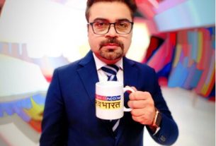Dinesh Gautam bids farewell to Times Now Navbharat; colleagues become emotional at the farewell