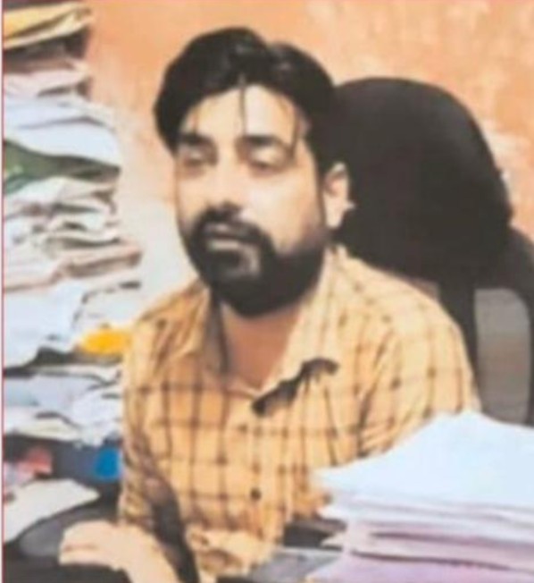 Who is this rich man whom the police has not been able to arrest till now?