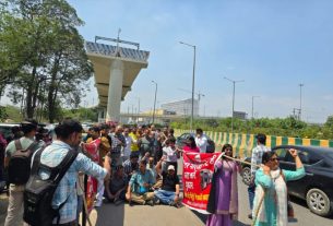 Demand for metro intensifies in Greater Noida West, people protest at Sector 71 metro pillar