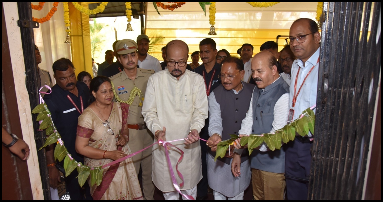 Chhattisgarh News: रायपुर में राष्ट्रीय आम महोत्सव शुरू, 250 से ज्यादा किस्मों के आम बने आकर्षण
