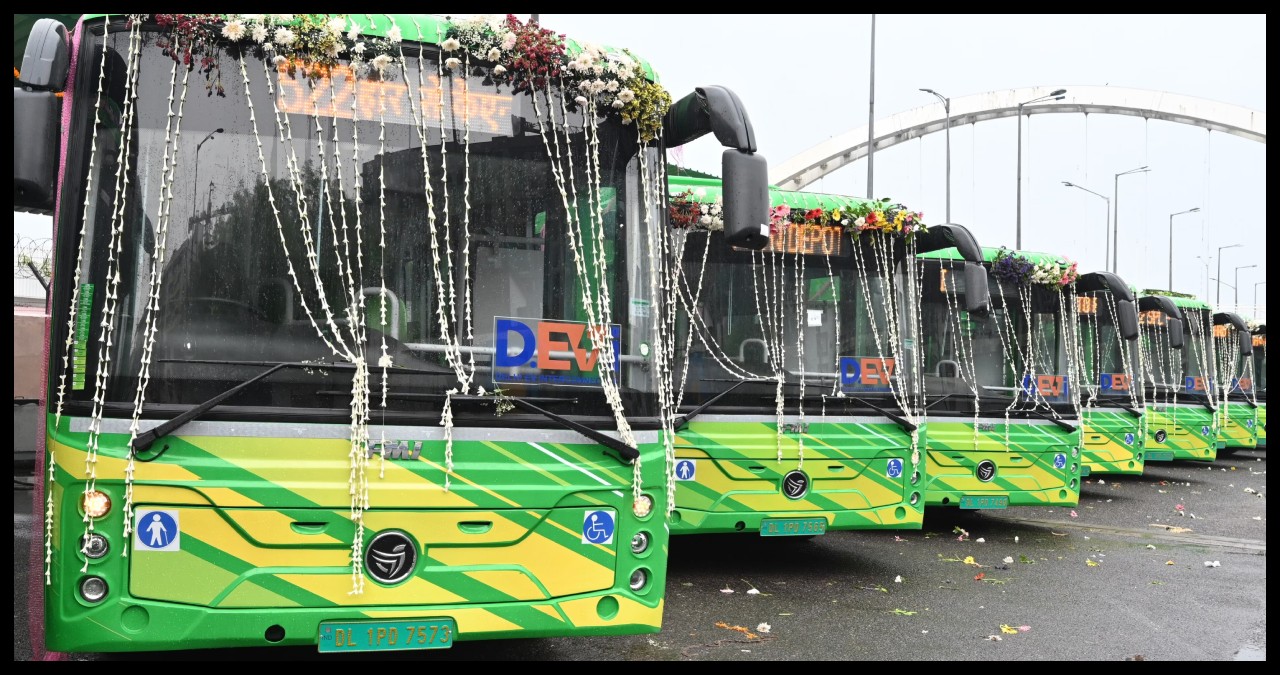Greater Noida: ग्रेटर नोएडा वालों के लिए अच्छी खबर, जानिए कब शुरू होगी सिटी बस सेवा 4 रूटों पर दौड़ेंगी 15 इलेक्ट्रिक बसें, ये रहा रूट प्लान