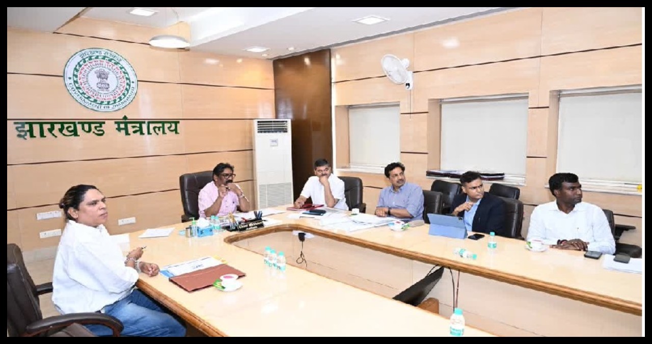 Jharkhand News: झारखंड में AI और स्टार्टअप पर बड़ा फोकस: हेमंत सोरेन ने दिए शिक्षा और इनोवेशन को बढ़ावा देने के निर्देश