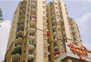 Greater Noida West: Even after buying a flat worth lakhs, there is a hell-like situation regarding electricity...children and the elderly are all worried!