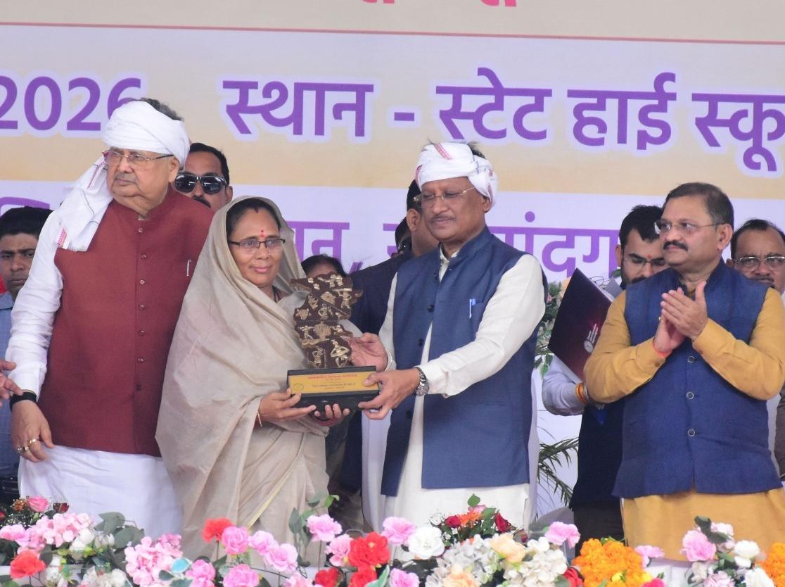Chhattisgarh News: राजनांदगांव को 510 करोड़ की सौगात, किसानों के लिए बड़ा ऐलान; फसल बदलने पर मिलेंगे 15 हजार रुपये प्रति एकड़